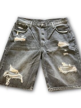 Distressed Gray Levi’s Denim Jorts - Size 36